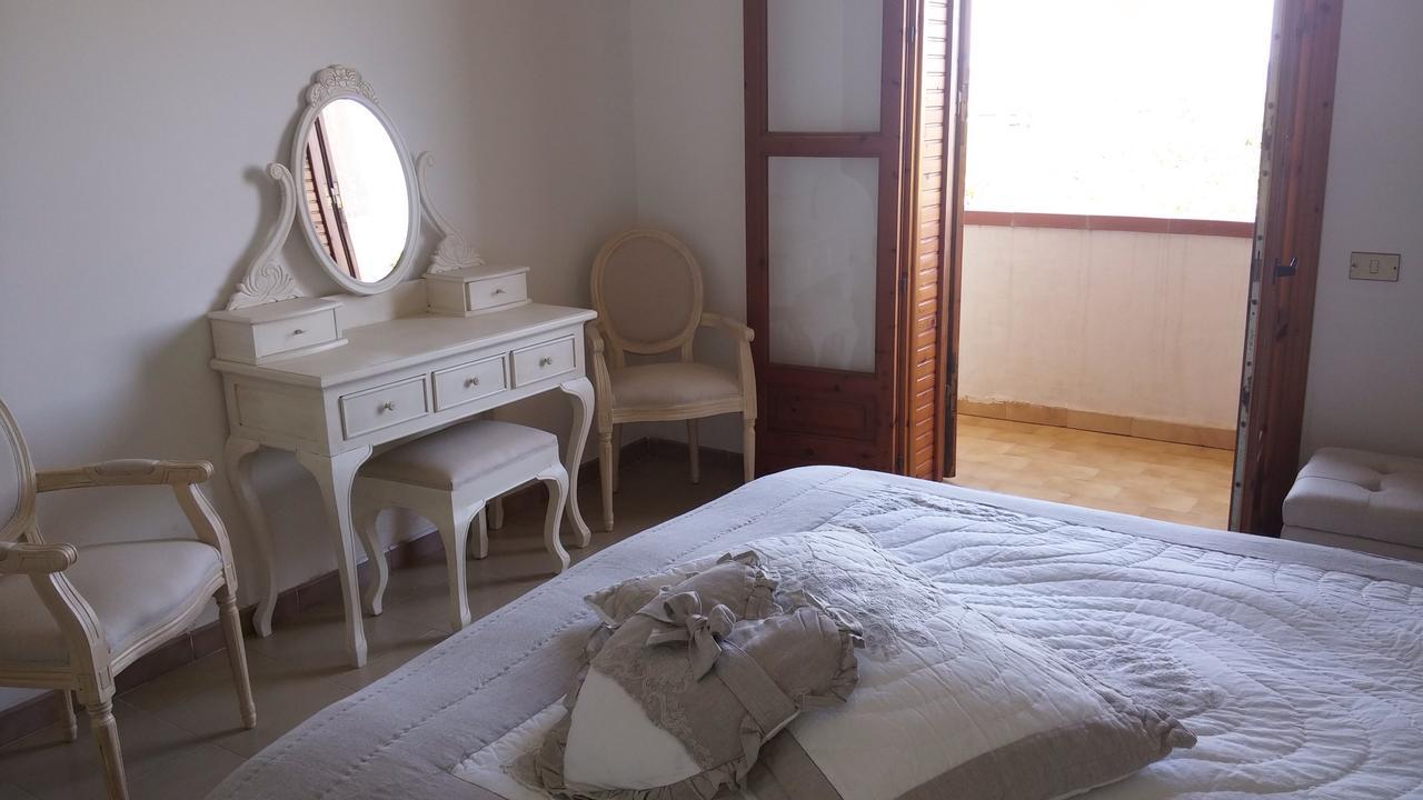 Ifioridisicilia Bed & Breakfast Campofelice Di Roccella Ngoại thất bức ảnh